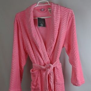 Seven Apparel Hotel Spa Collection Plush Robe